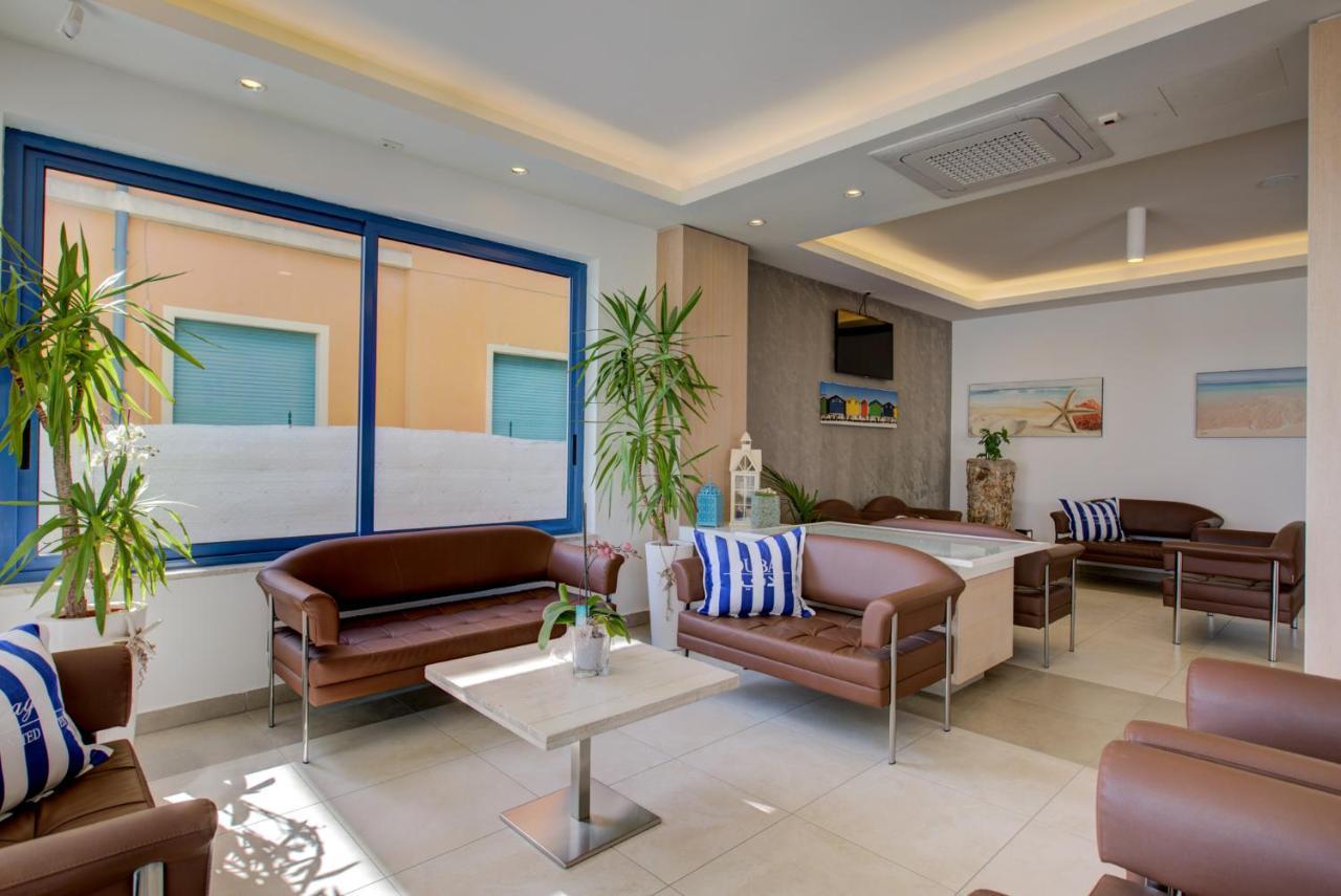 Hotel Alexandra - Beach Front - Healthy Xxl Breakfast & Brunch Until 12 30 - Parking Included Мизано-Адриатико Экстерьер фото